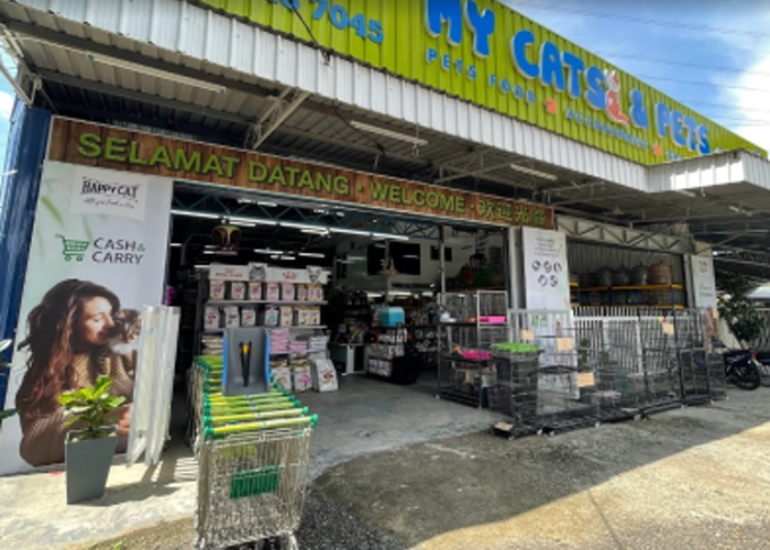One of the stores that sells powercat cat food name : My Cats & Pets Center