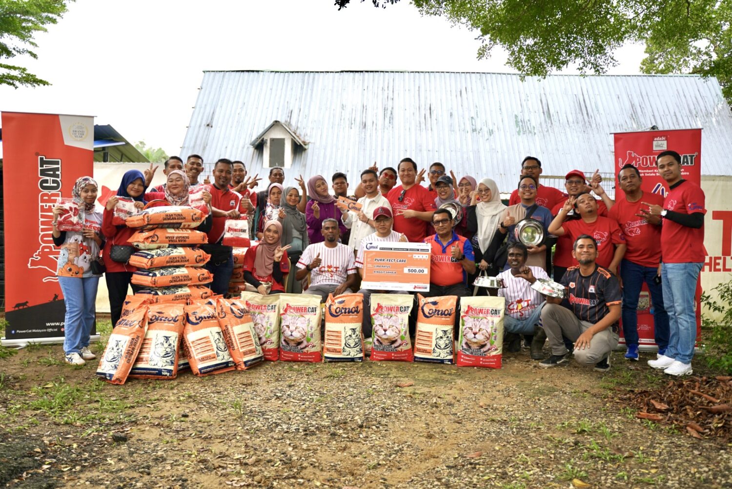 Purr-fect care Si Comot by Powercat @ Tiram Shelter, Johor